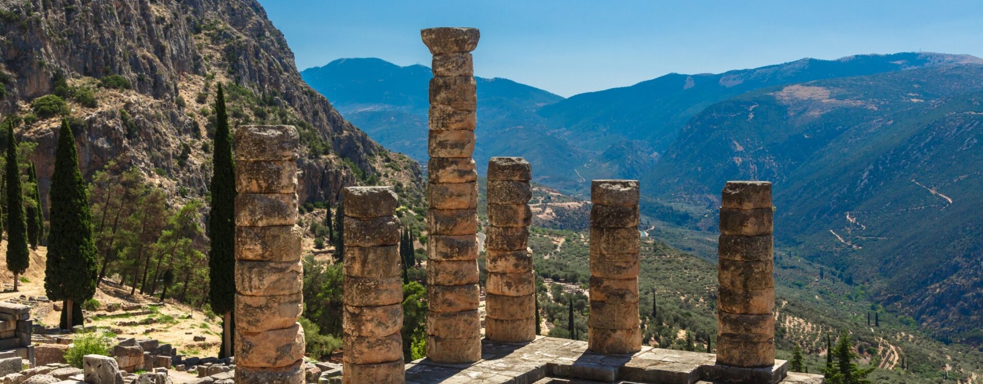 Delphi_Cliff_View_Columns_TGR