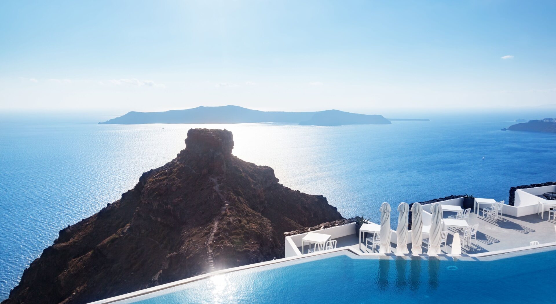 Santorini_Pool_Sea_TGR